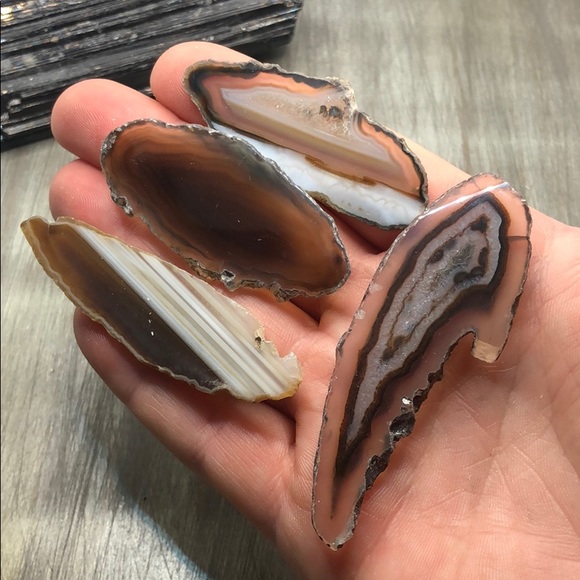 Set 4 mini natural agate crystal slices - Picture 2 of 9